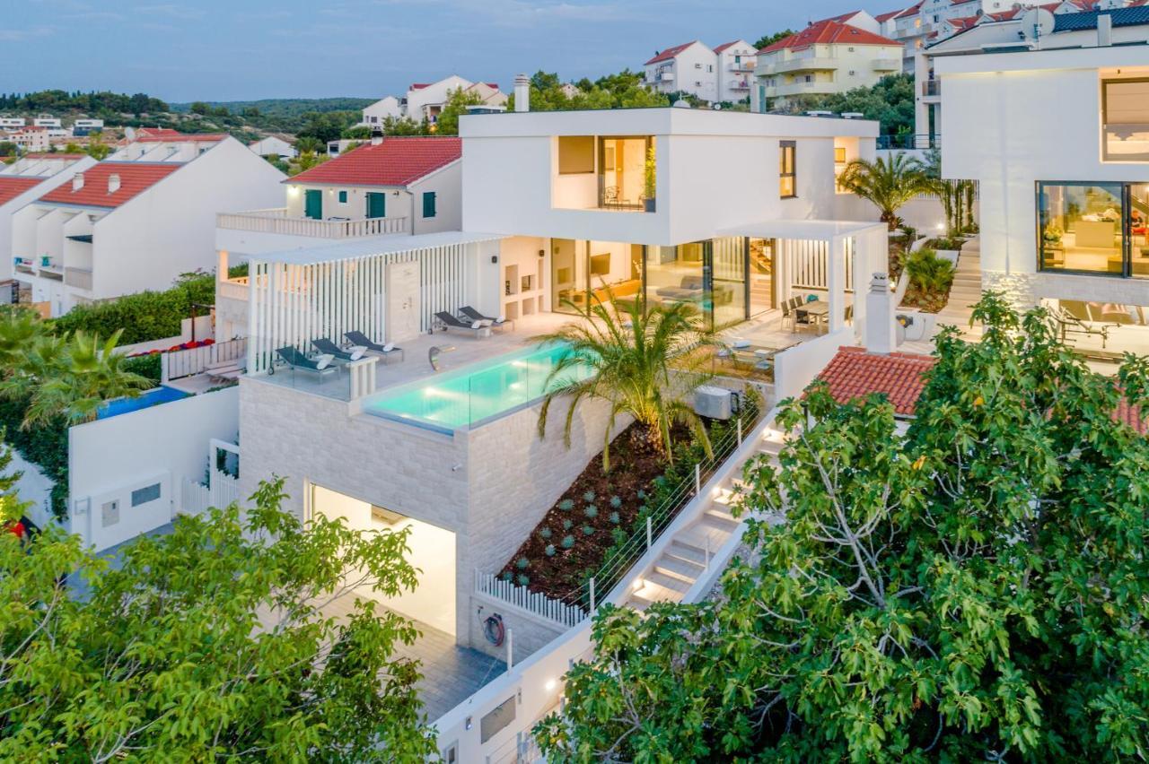 Villa Vitae & Villa Pax Sutivan Exterior photo